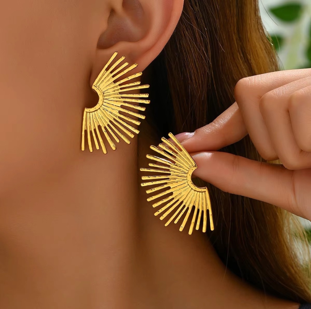 574c2ba5-c0a5-4d58-8f61-f6630e10762a Earrings - Image 1